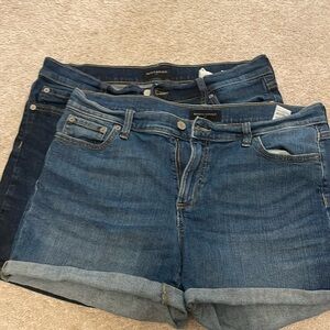 Banana Republic short bundle size 6